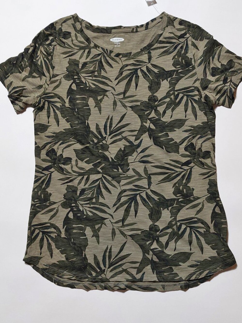 NWT Palm Leaf T-Shirt